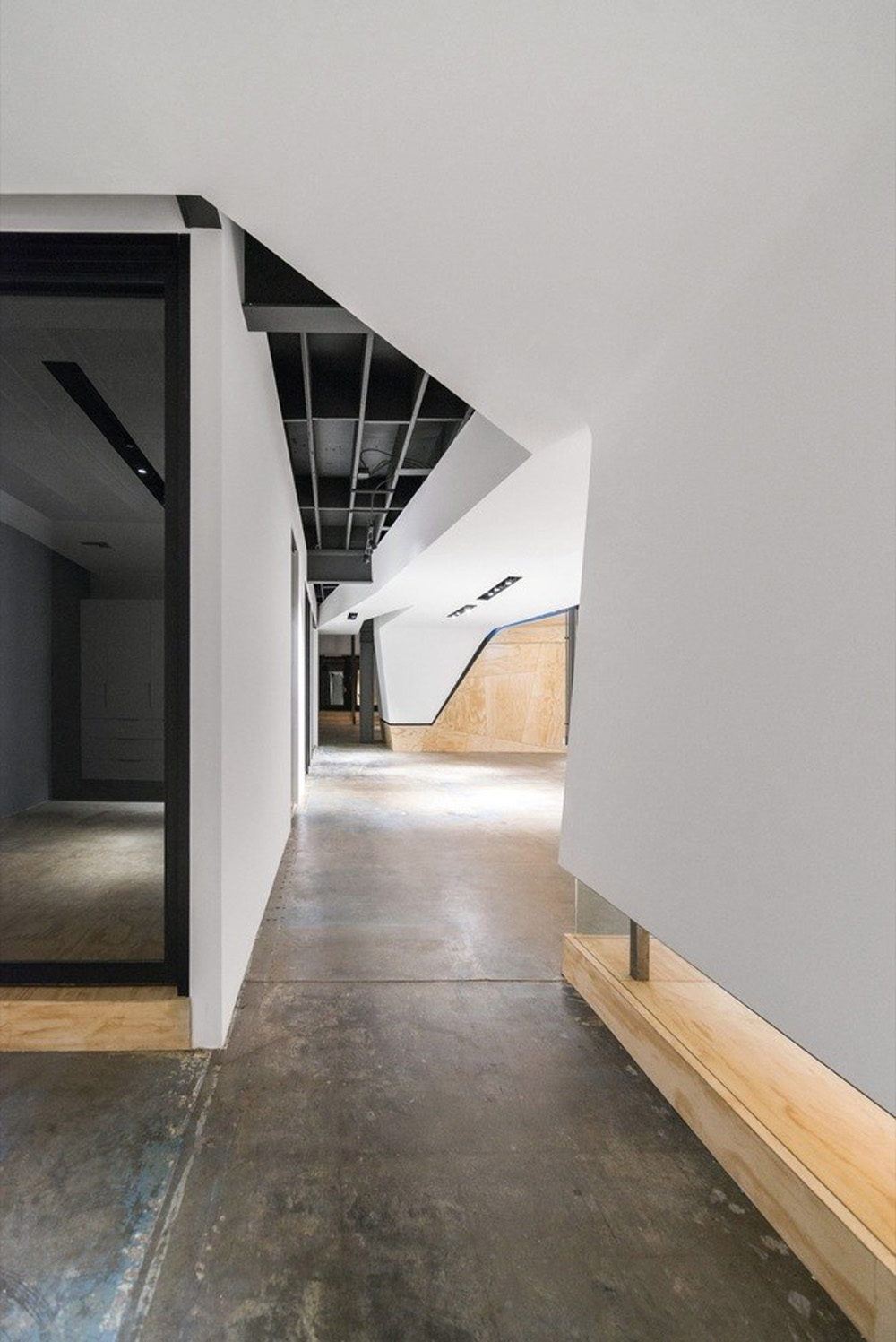 胶合板建筑装置 Conscious Minds洛杉矶总部设计欣赏