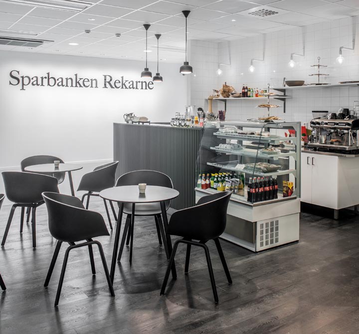 瑞典Sparbanken Rekarne传统储蓄银行办公空间