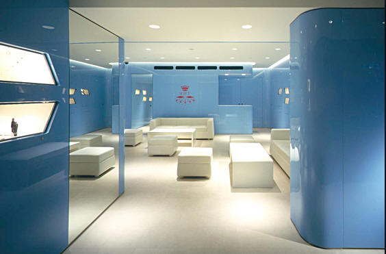 日本BRAIN专卖店室内空间设计(一)