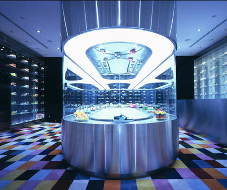 日本BRAIN专卖店室内空间设计(一)